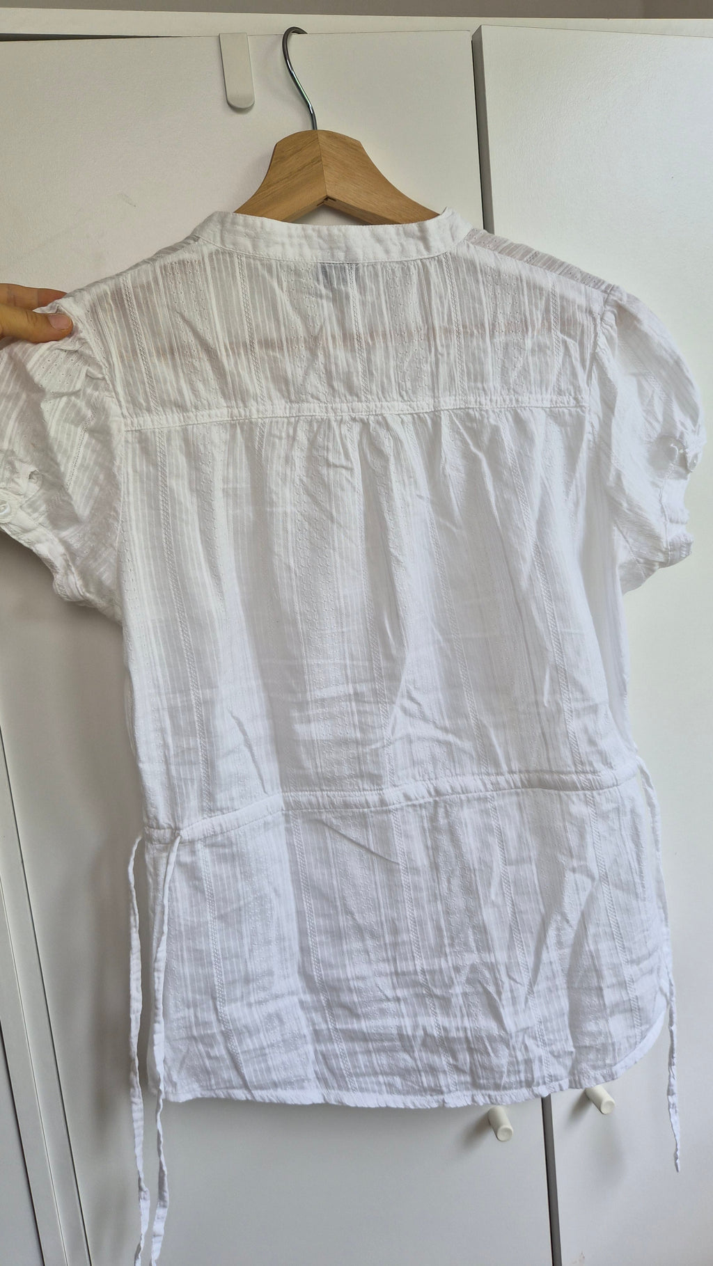 Vintage Sommerbluse Weiß mit Struktur & Taillenzug S