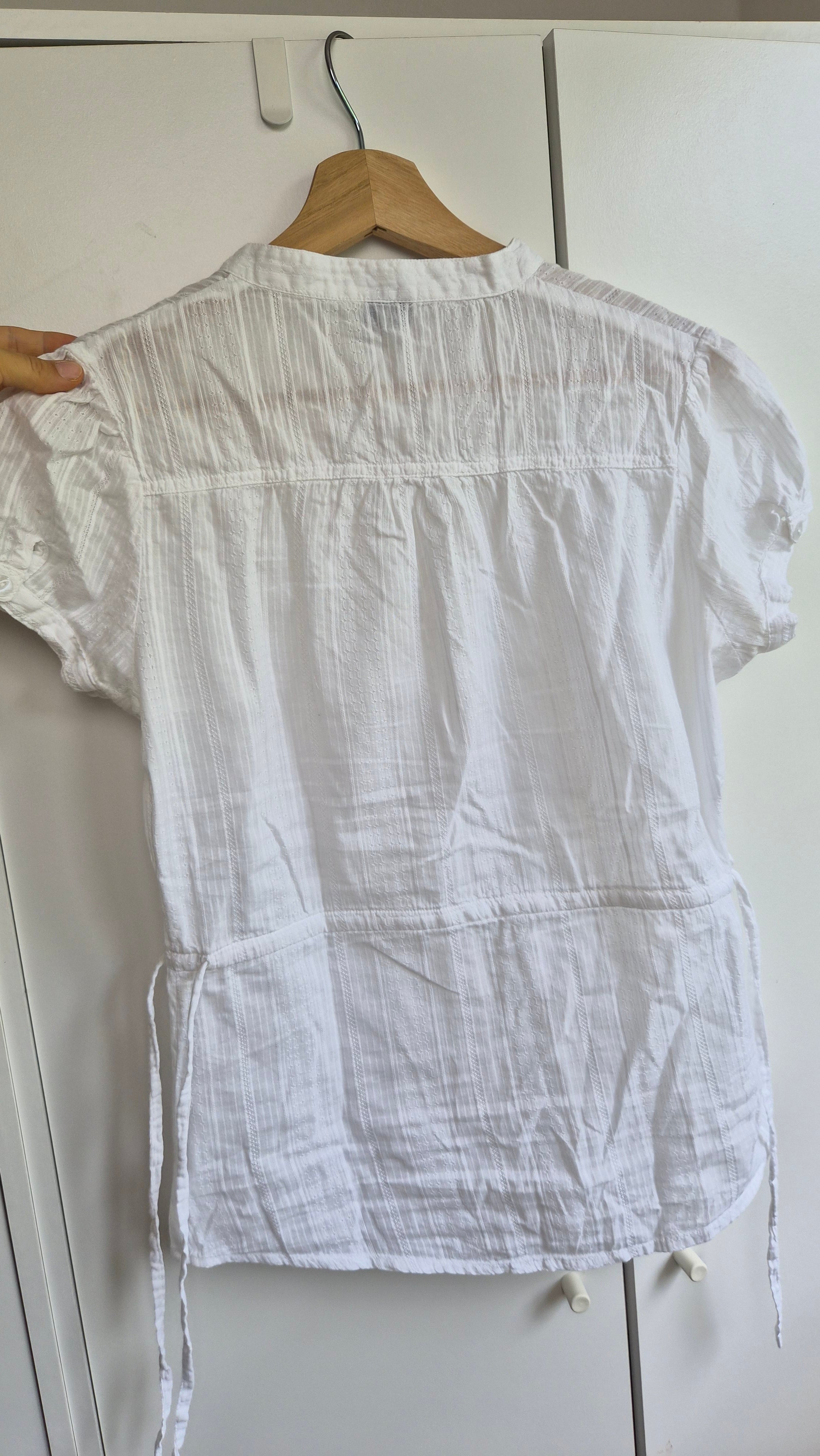 Vintage Sommerbluse Weiß mit Struktur & Taillenzug S