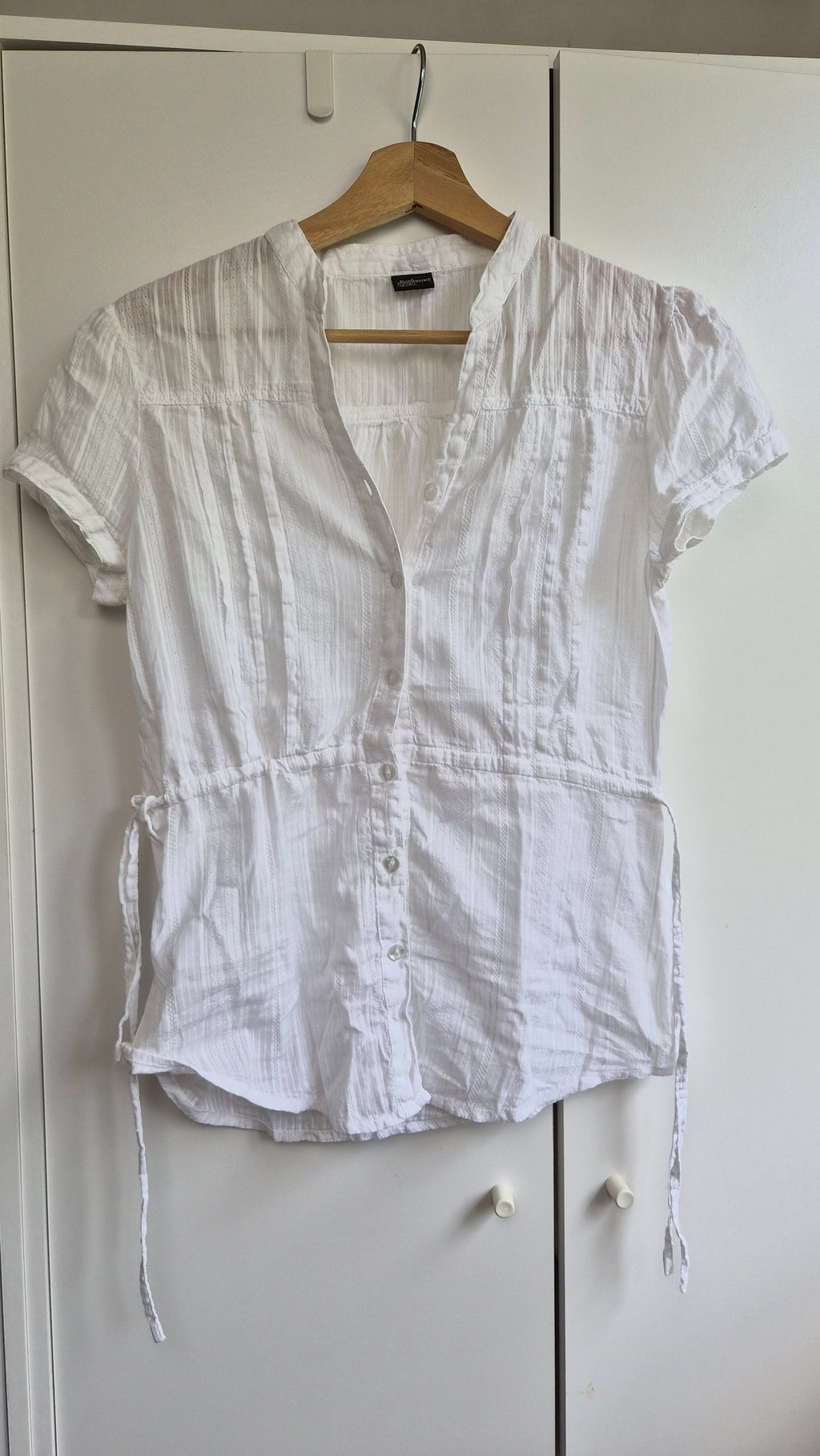 Vintage Sommerbluse Weiß mit Struktur & Taillenzug S