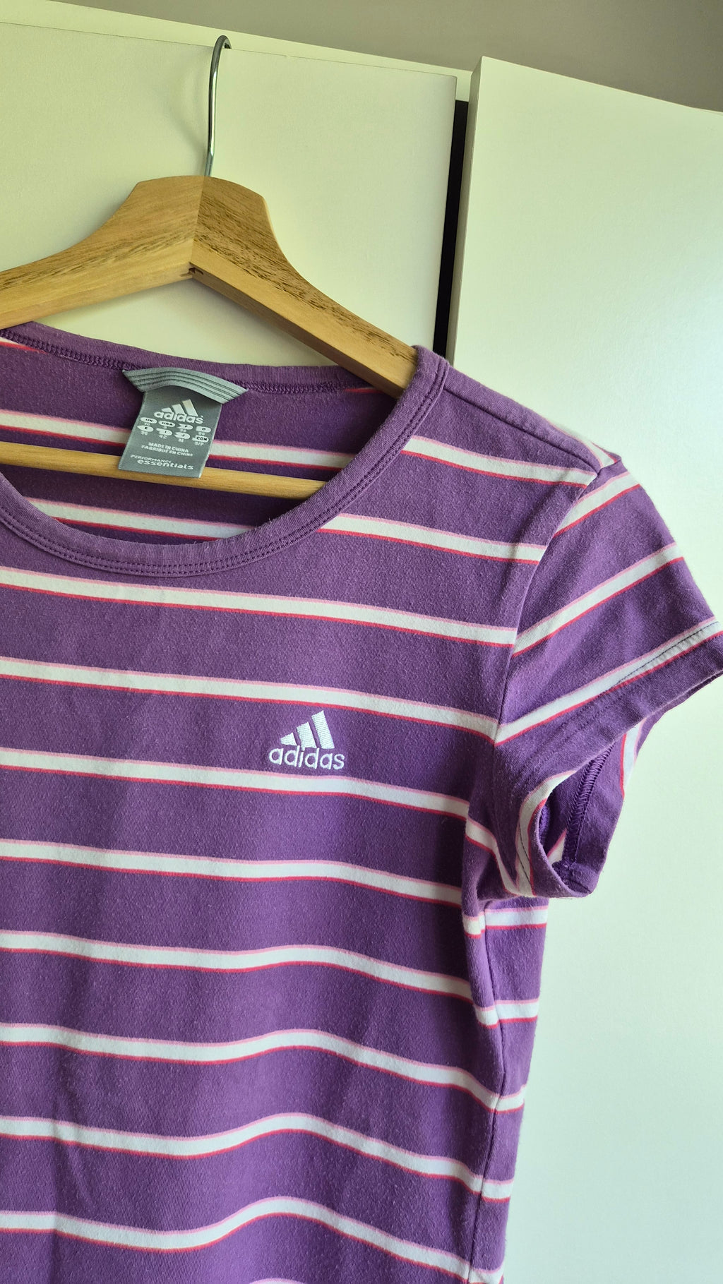 Adidas Vintage Stripe T S