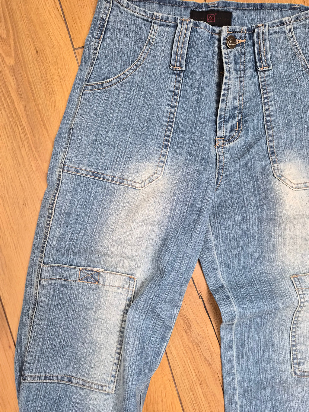 Vintage Y2K Cargo Capri Jeans S