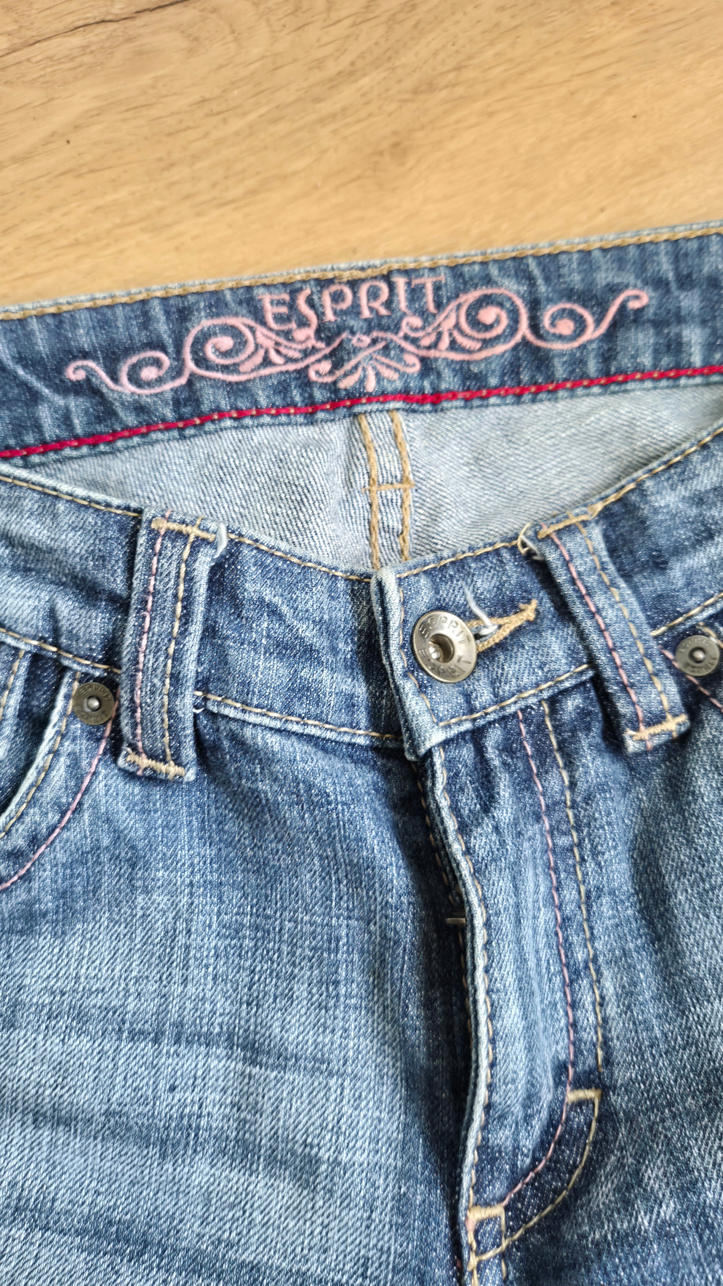 Capri Jeans