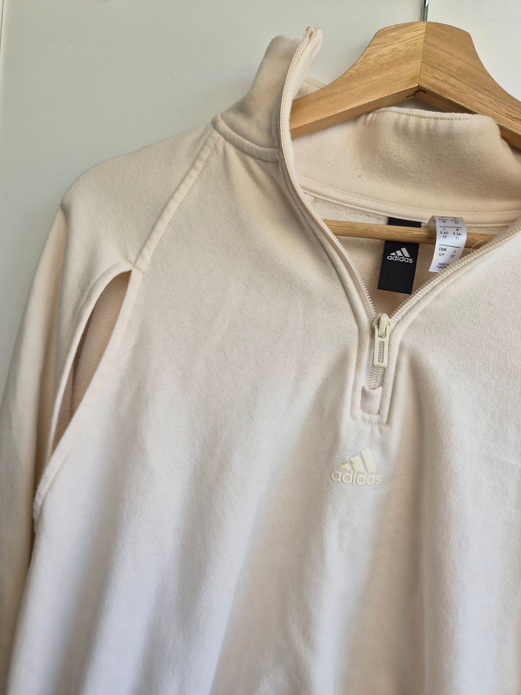 Adidas Halfzip Sweatshirt | Creamy Beige | S