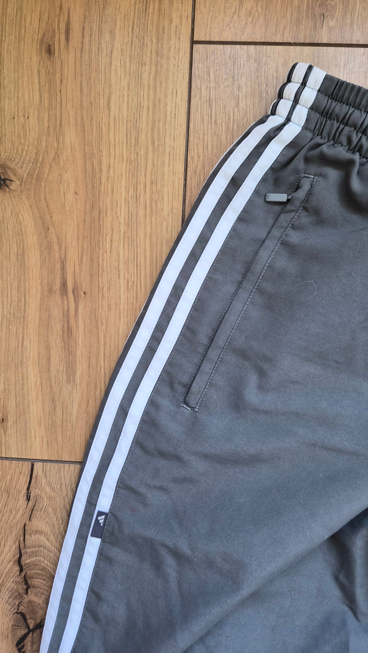 Vintage Adidas Wideleg Trackpants (S)