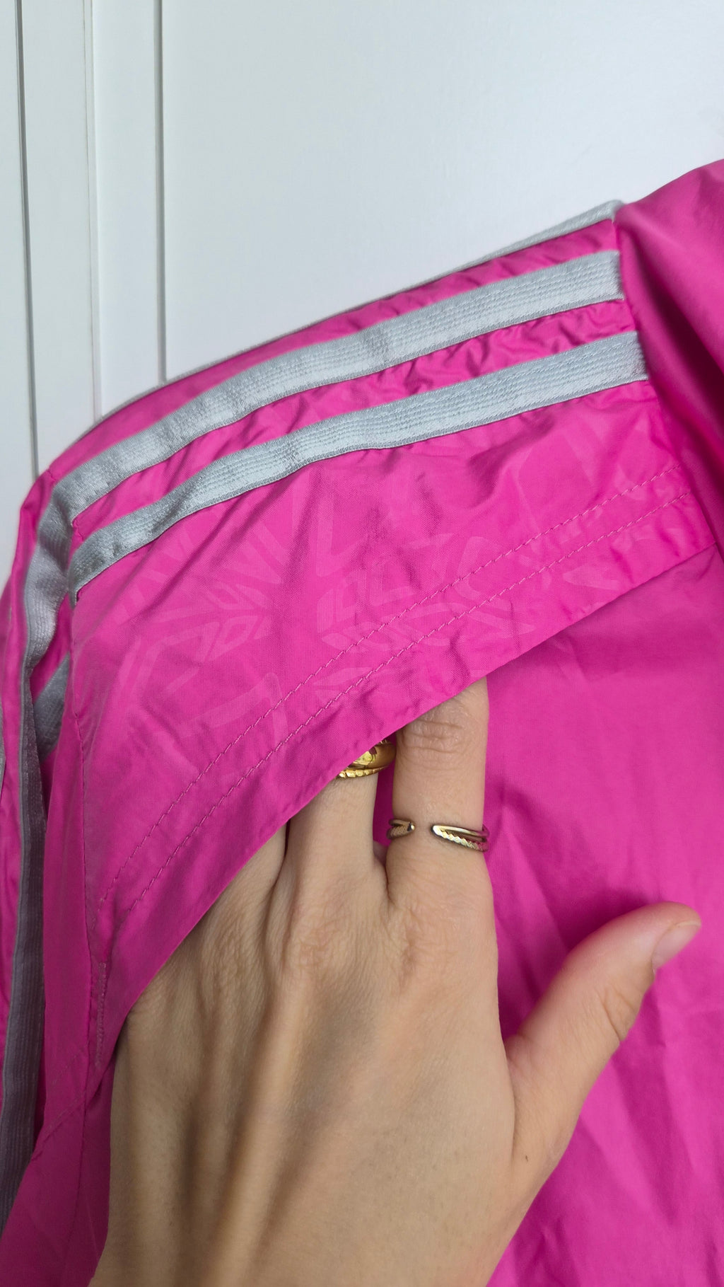 Vintage Adidas Windbreaker | Bubble Pink | 2011 (L)