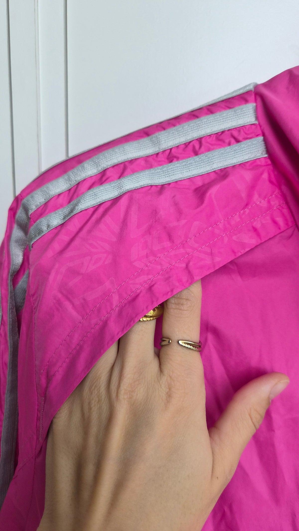 Vintage Adidas Windbreaker | Bubble Pink | 2011 (L)