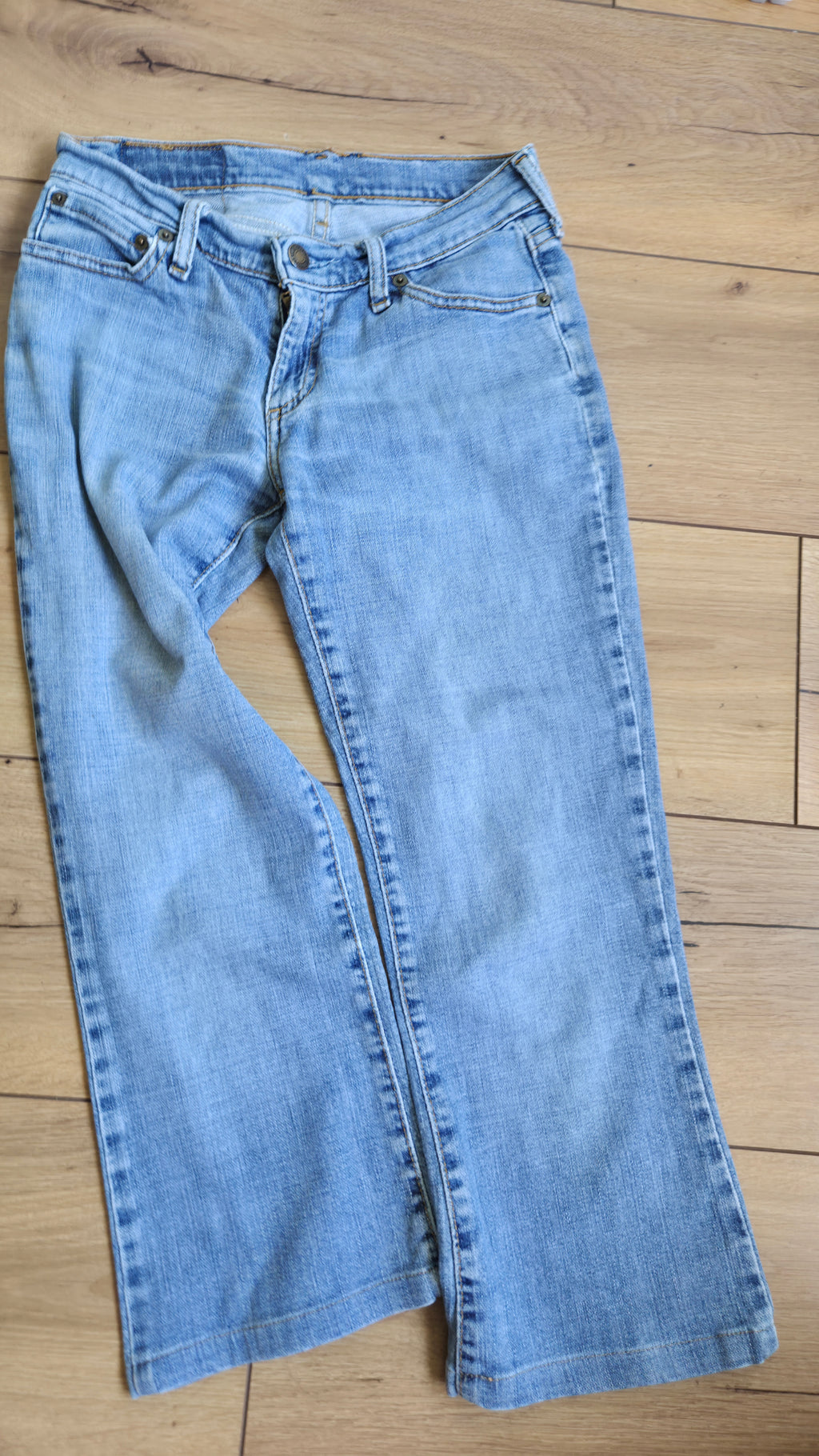 Levi's Capri Jeans