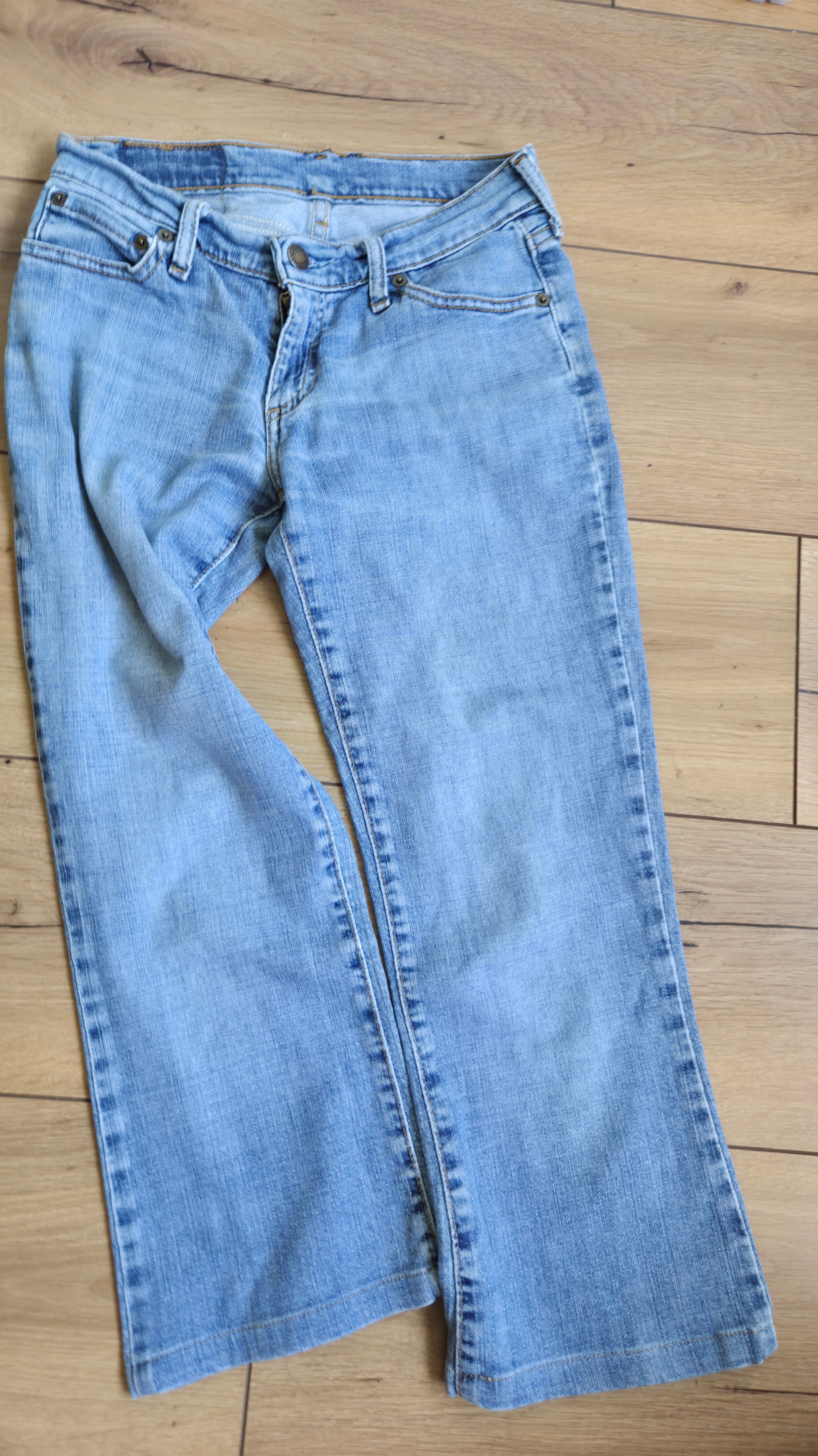 Levi's Capri Jeans
