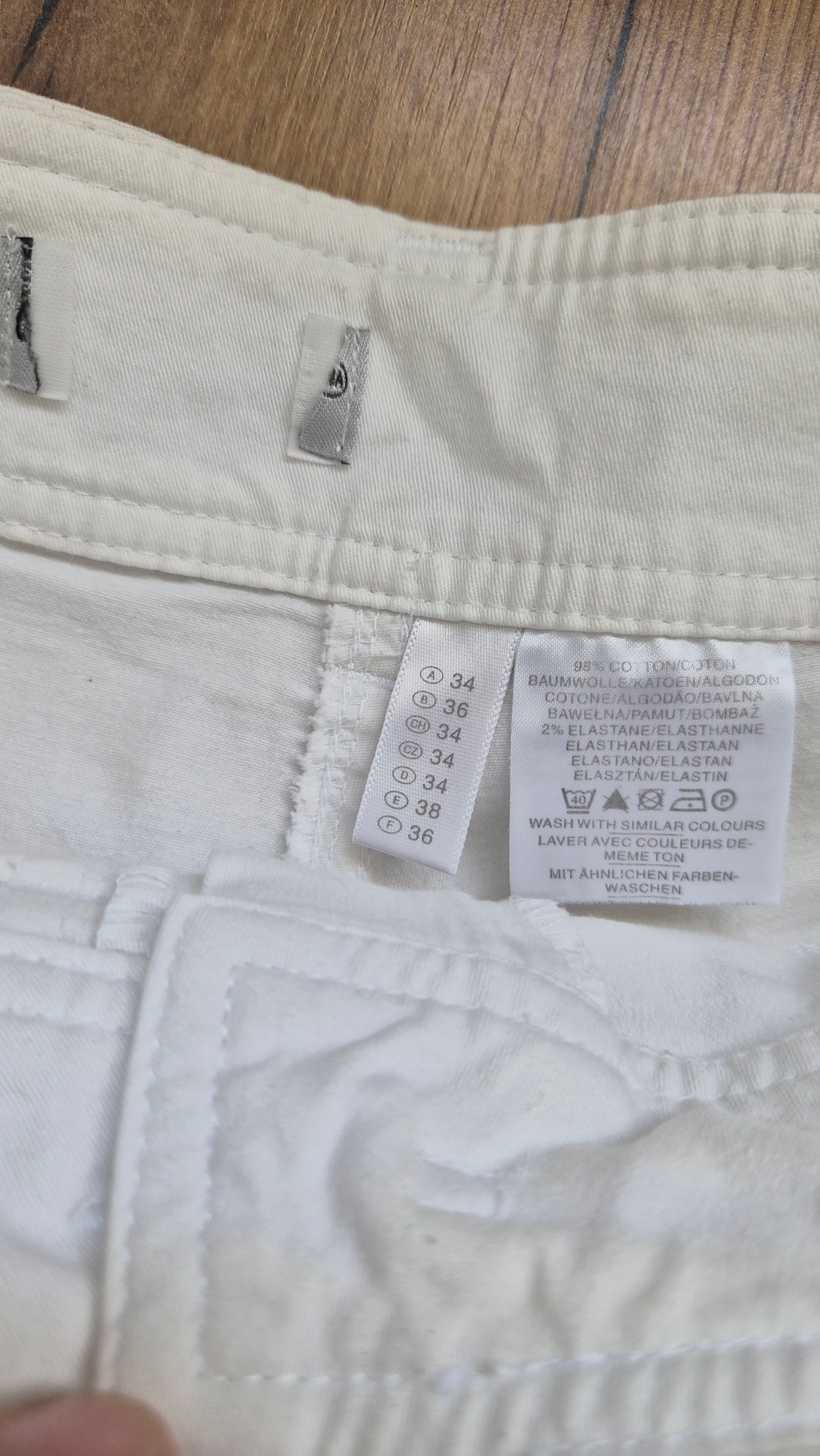 Capri Jeans weiß