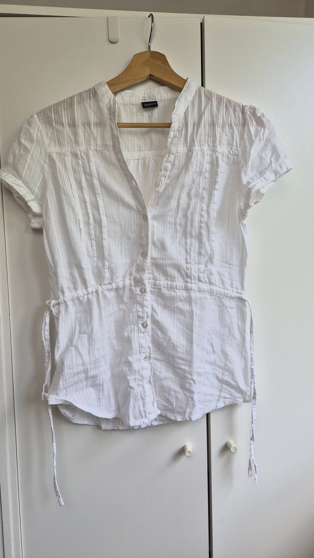 Vintage Sommerbluse Weiß mit Struktur & Taillenzug S