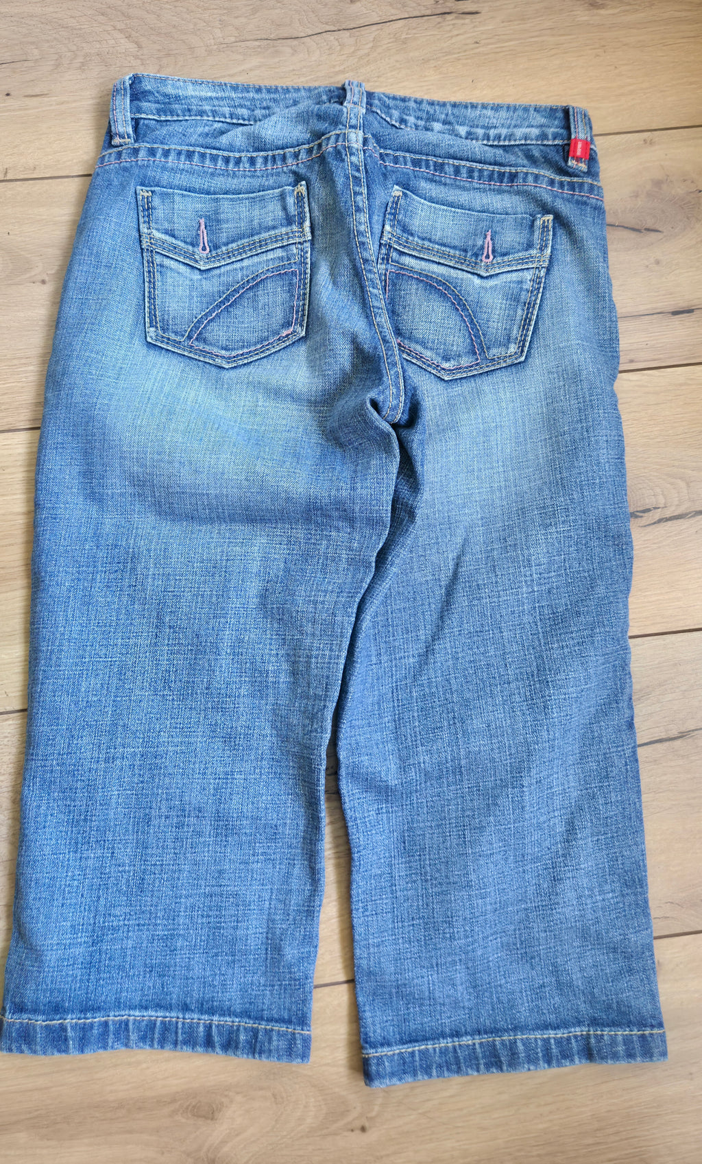 Capri Jeans
