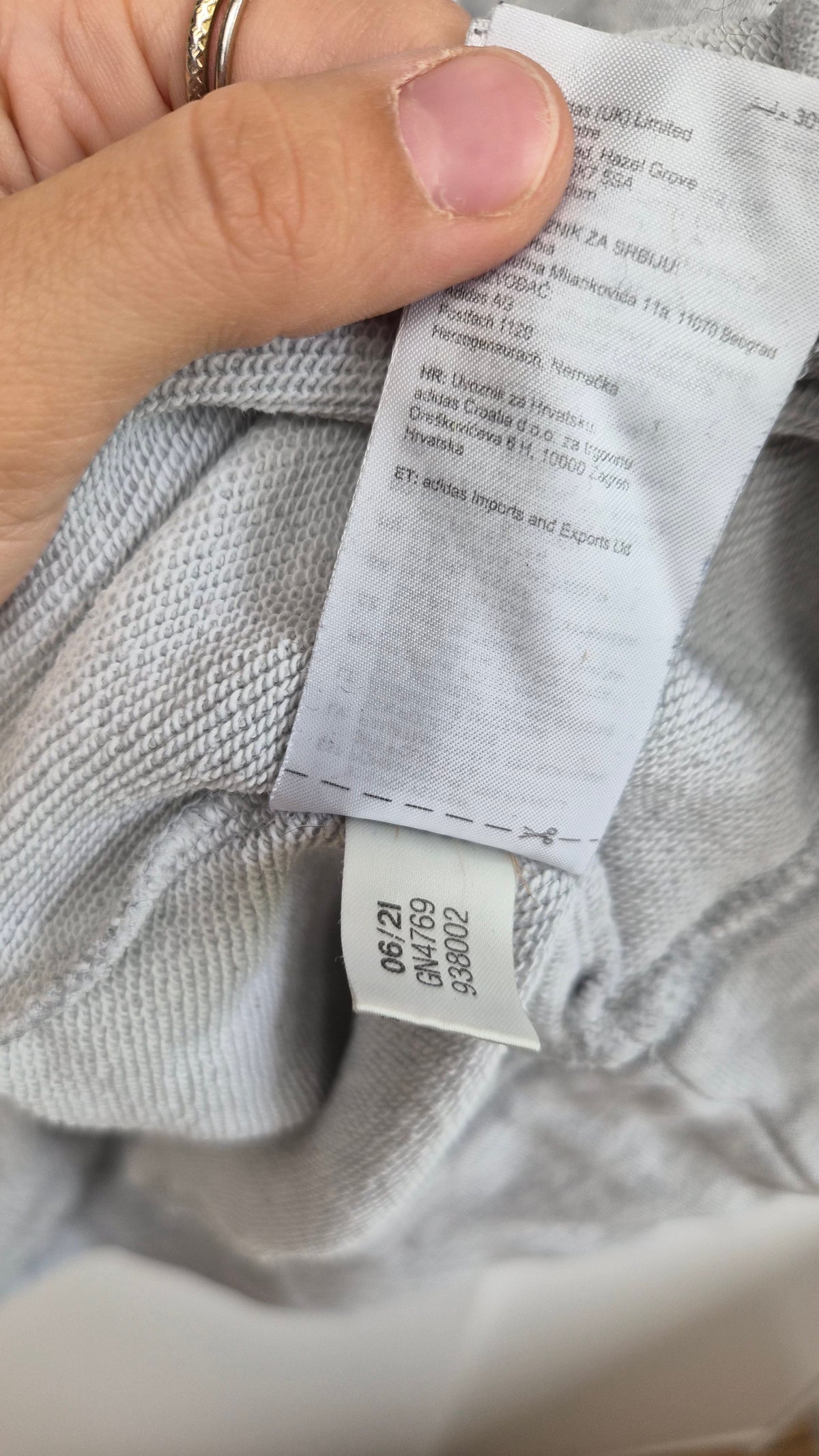 Adidas Crewneck Sweatshirt | Perfect grey Basic | 40