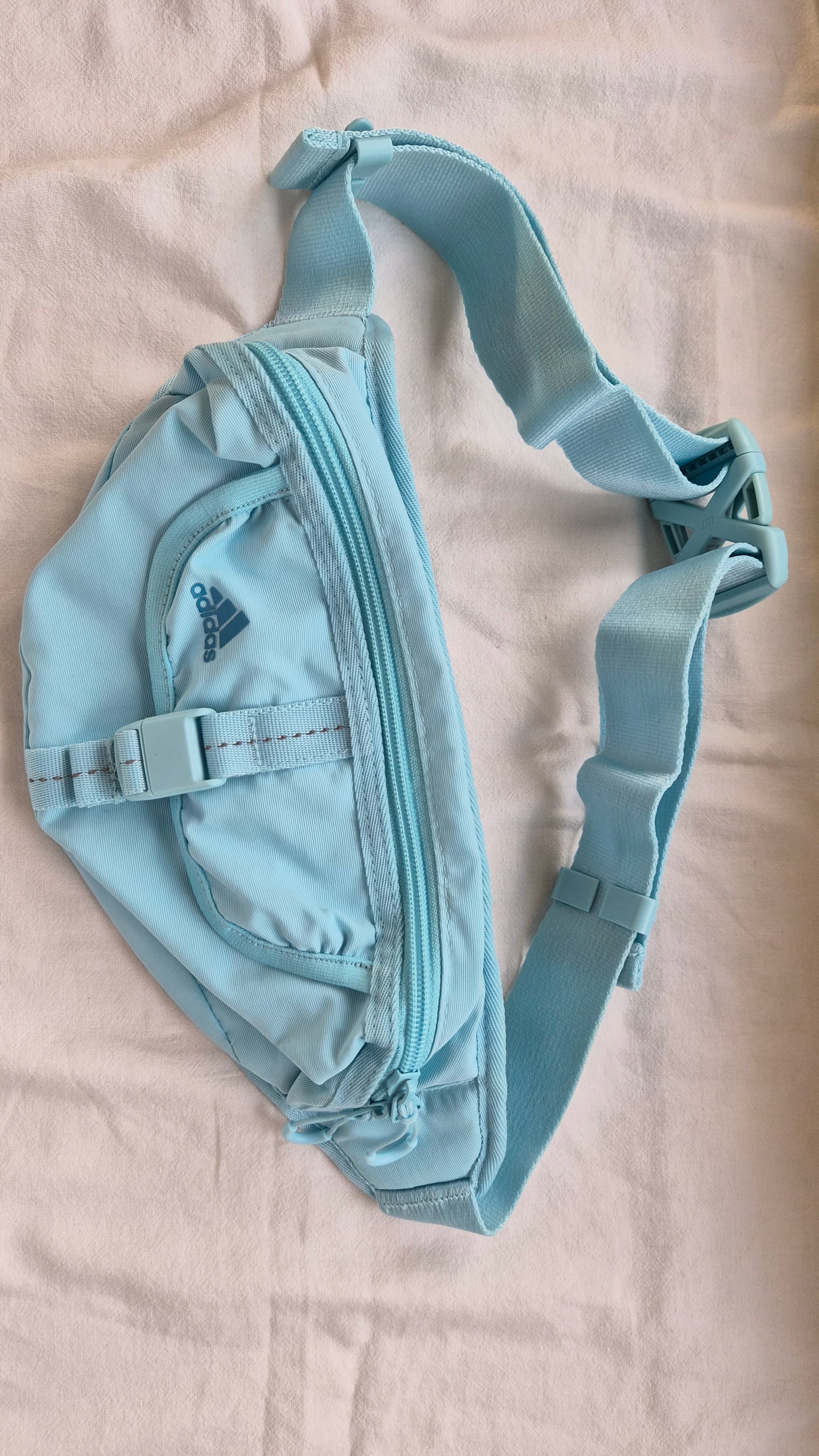 Adidas Belt Bag | Bauchtasche | baby blau | Y2K