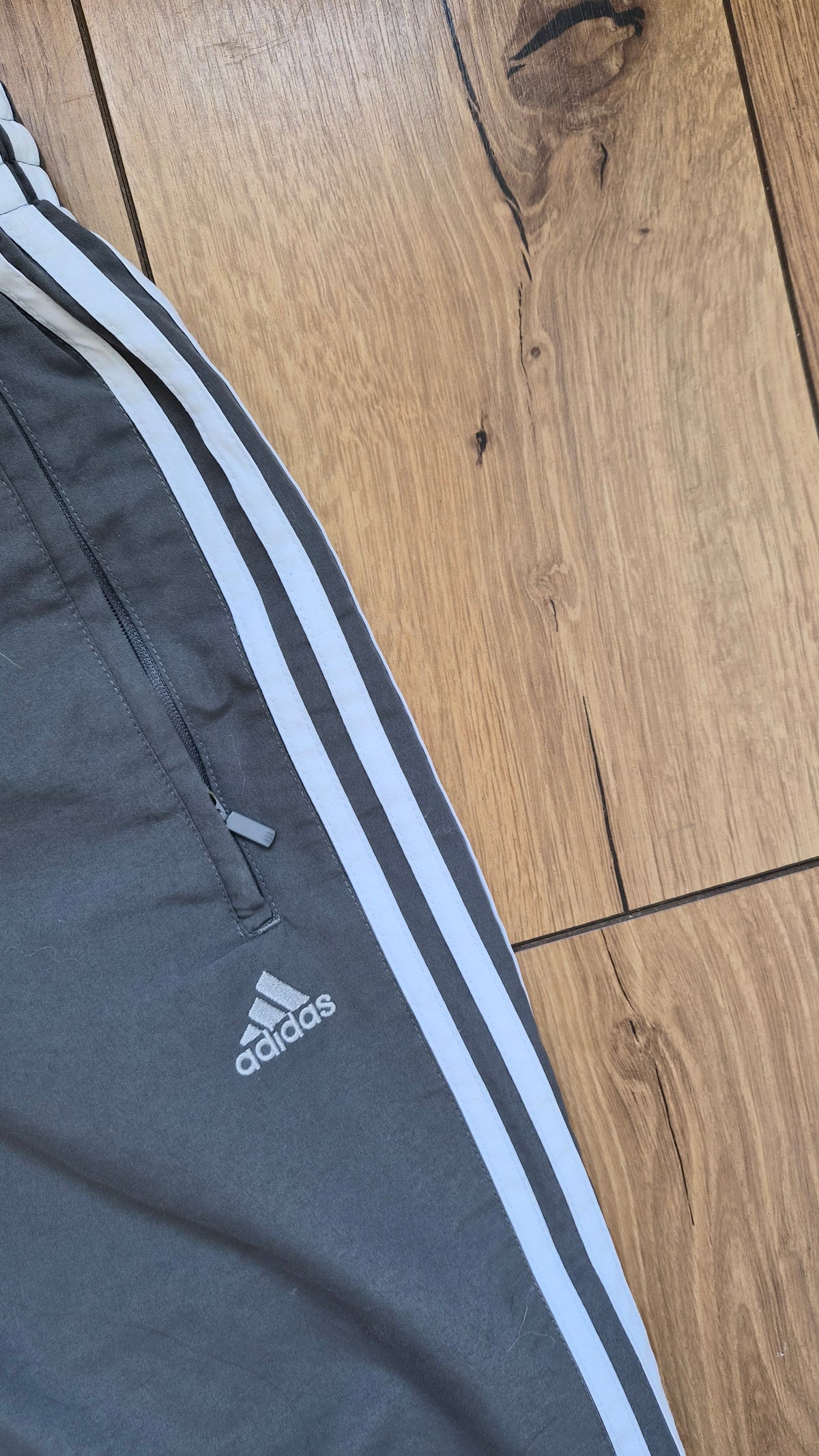 Vintage Adidas Wideleg Trackpants (S)
